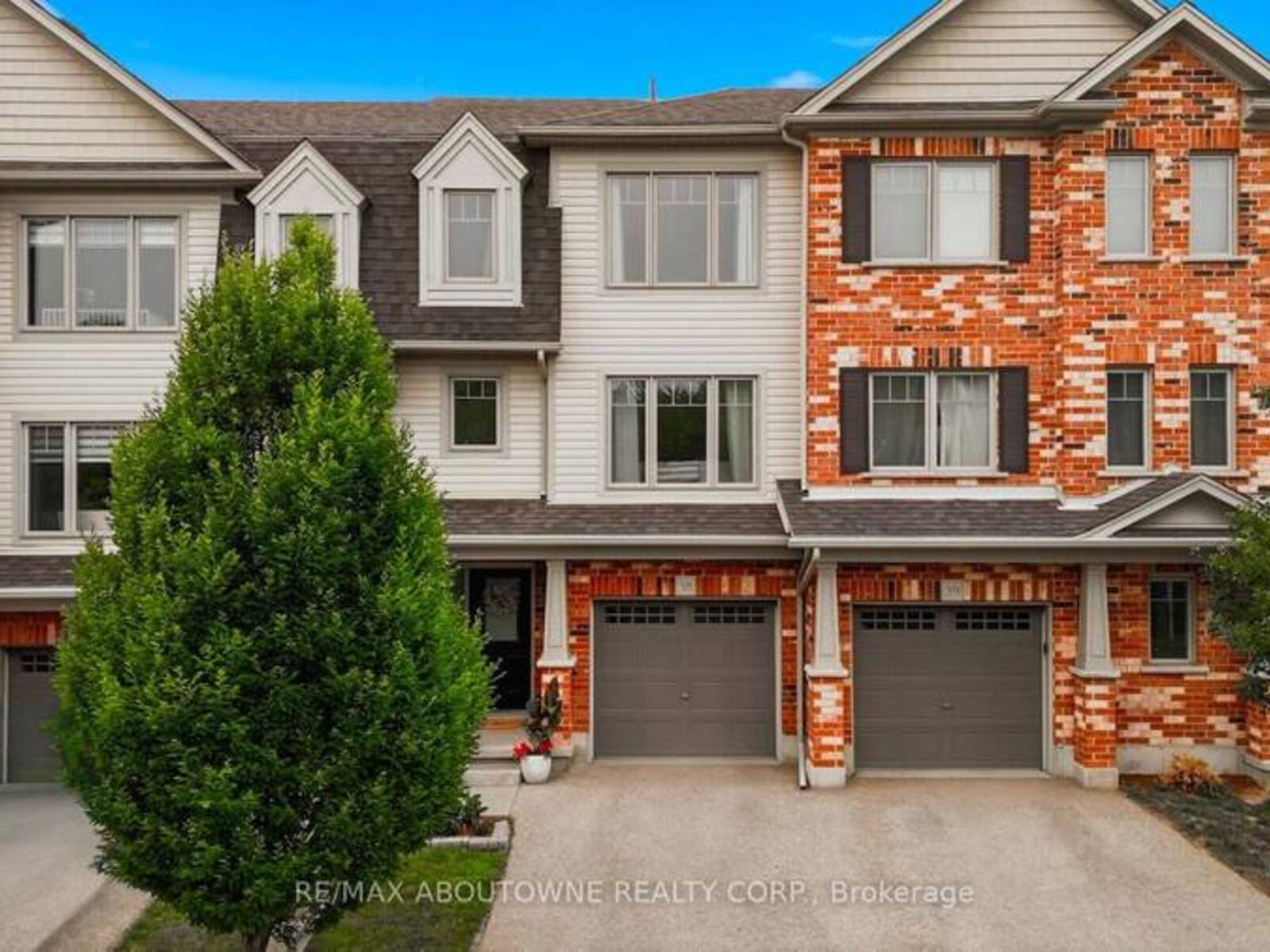 38 - 750 LAWRENCE STREET, Cambridge, Ontario N3H 0A9