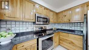 522 CAM FELLA BOULEVARD | Whitchurch-Stouffville Ontario | Slide Image Thirteen