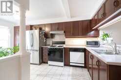 72 DESERT SAND DRIVE | Brampton Ontario | Slide Image Ten