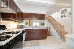 72 DESERT SAND DRIVE | Brampton Ontario | Slide Image Eight