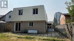 711 IRWIN CRESCENT | Newmarket Ontario | Slide Image Nineteen
