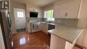 711 IRWIN CRESCENT | Newmarket Ontario | Slide Image Eight