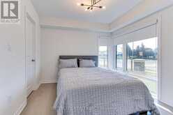 130 BLICK CRESCENT | Aurora Ontario | Slide Image Twelve