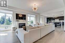 130 BLICK CRESCENT | Aurora Ontario | Slide Image Sixteen