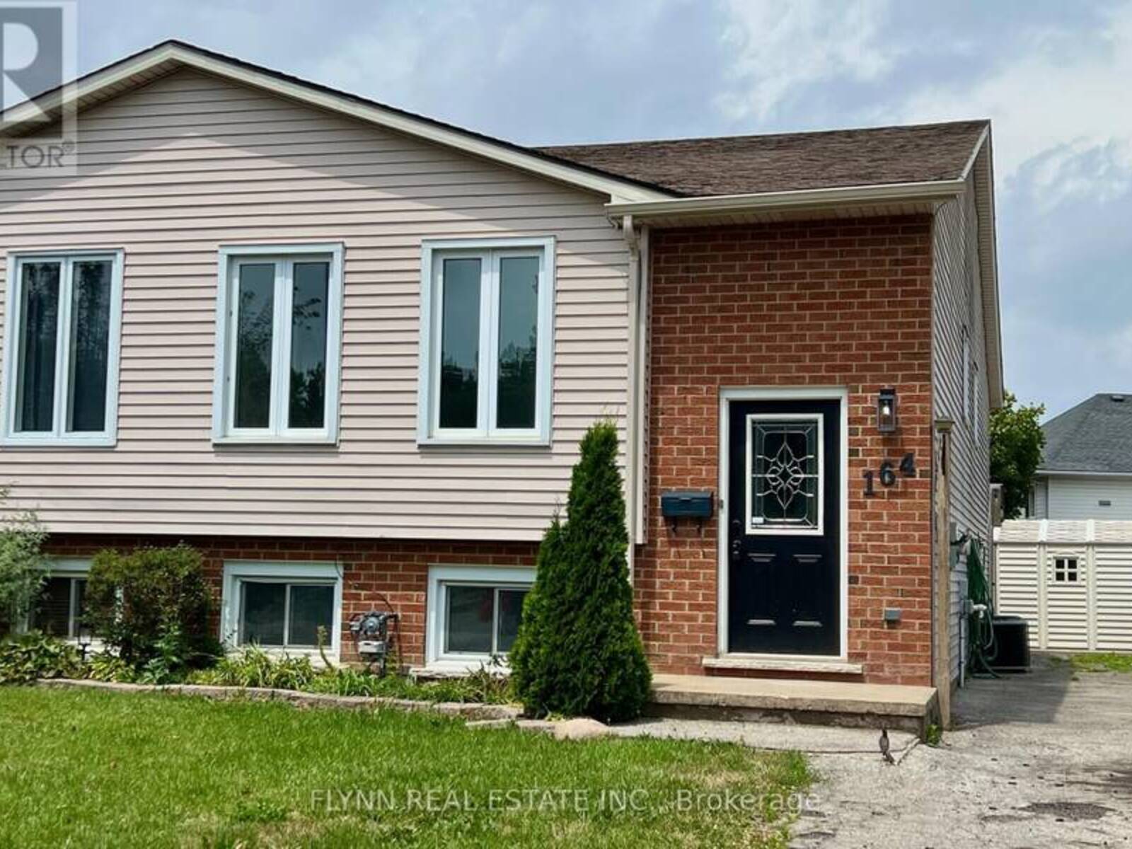 164 WINDSOR STREET, Welland, Ontario L3C 6T6