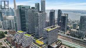 2015 - 470 FRONT STREET | Toronto Ontario | Slide Image Thirty-six