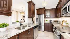 176 SIR SANFORD FLEMING WAY | Vaughan Ontario | Slide Image Nine