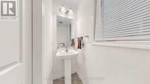 138 CLEANSIDE ROAD | Toronto Ontario | Slide Image Sixteen