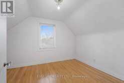 39 CHURCHILL AVENUE | Toronto Ontario | Slide Image Ten