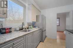 39 CHURCHILL AVENUE | Toronto Ontario | Slide Image Nine