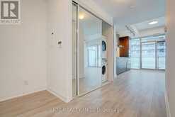 2012 - 14 YORK STREET | Toronto Ontario | Slide Image Thirteen