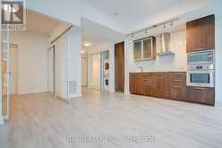 2012 - 14 YORK STREET | Toronto Ontario | Slide Image Thirty-one