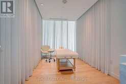 2012 - 14 YORK STREET | Toronto Ontario | Slide Image Forty-nine
