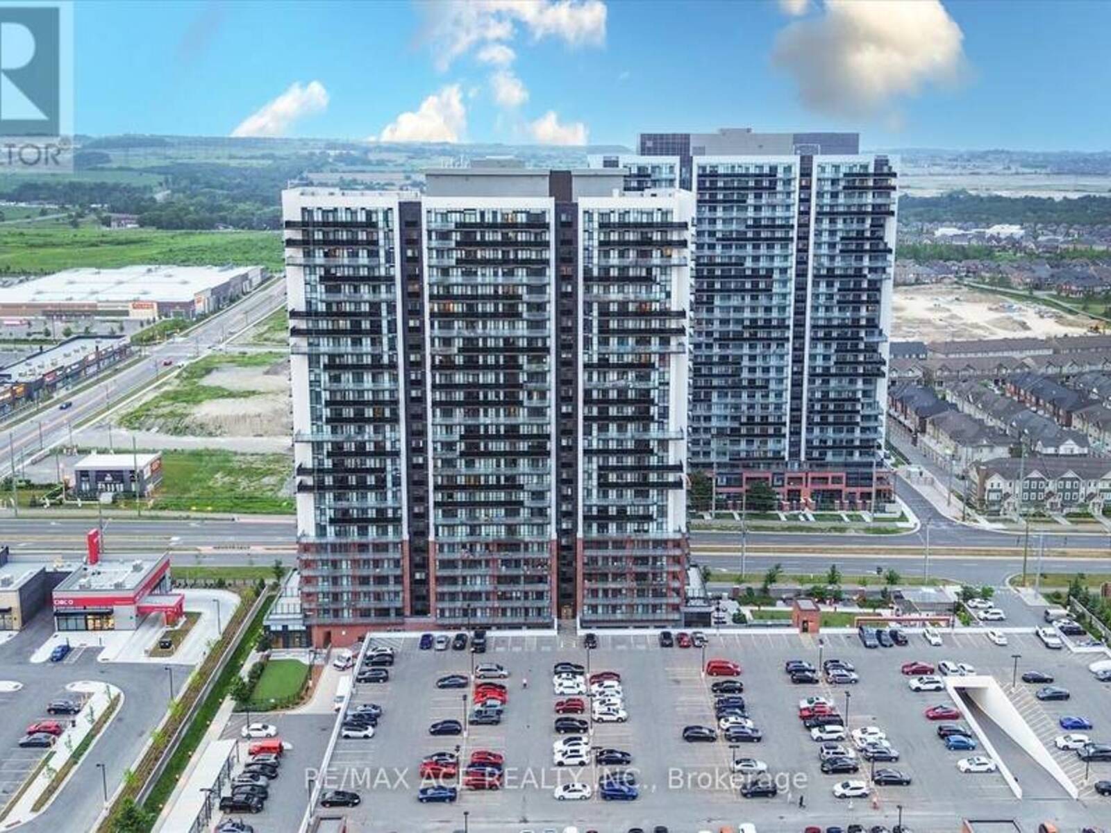 809 - 2550 SIMCOE STREET N, Oshawa, Ontario L1L 0R5