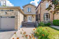 35 GLENMANOR DRIVE | Brampton Ontario | Slide Image Five