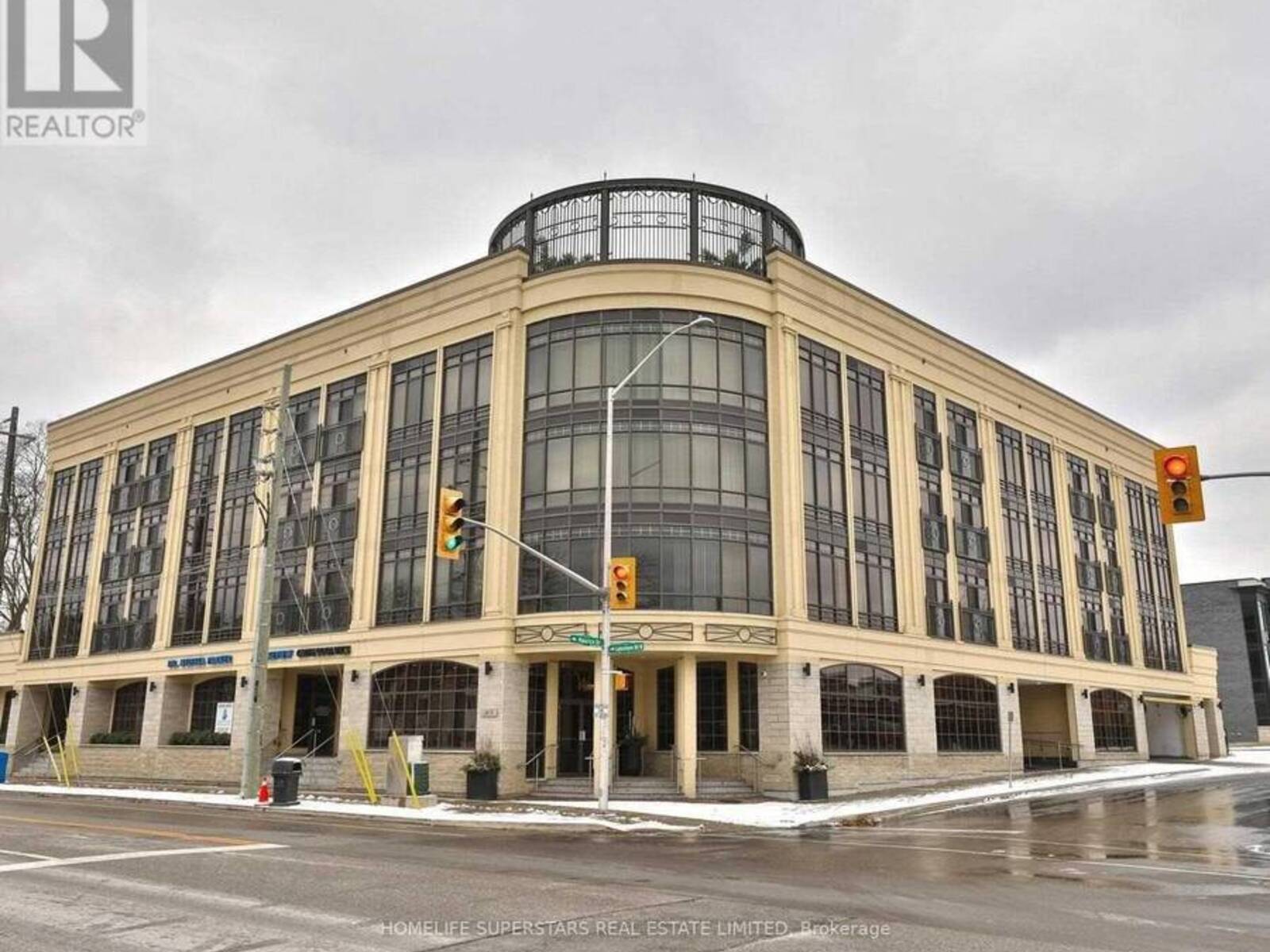 302 - 205 LAKESHORE ROAD W, Oakville, Ontario L6K 0H8