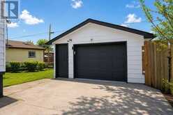351 EAST 27TH STREET | Hamilton Ontario | Slide Image Three