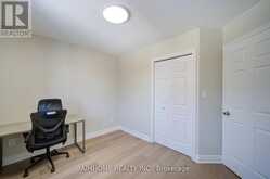 36 GRAND RIVER AVENUE | Brantford Ontario | Slide Image Thirty-two