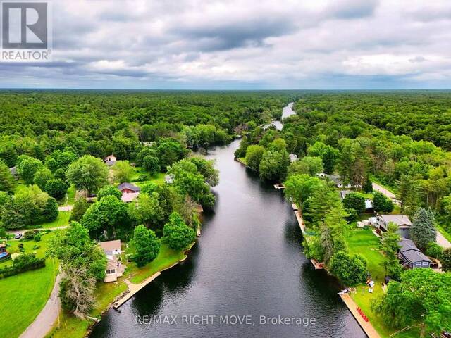 1012 COWBELL LANE Gravenhurst Ontario, P0E 1N0 - 2 Bedrooms Waterfront Home For sale