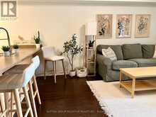 5 - 137 SYDENHAM WELLS | Barrie Ontario | Slide Image Twelve