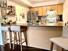 5 - 137 SYDENHAM WELLS | Barrie Ontario | Slide Image Eighteen
