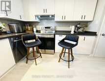 7 PURPLE SAGEWAY | Toronto Ontario | Slide Image Nineteen
