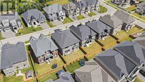 73 BROAD WAY | Nobleton Ontario | Slide Image Thirty