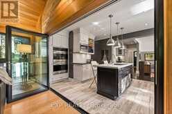 208 LORNE AVENUE | Newmarket Ontario | Slide Image Seventeen