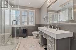 208 LORNE AVENUE | Newmarket Ontario | Slide Image Eighteen