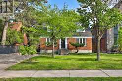 81 YORKVIEW DRIVE | Toronto Ontario | Slide Image Two