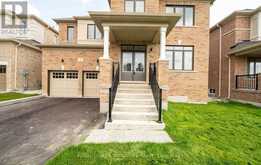 205 WARDEN STREET | Stayner Ontario | Slide Image Two