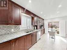 5812 SIDMOUTH STREET | Mississauga Ontario | Slide Image Thirteen