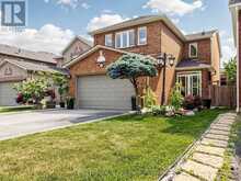 5812 SIDMOUTH STREET | Mississauga Ontario | Slide Image Two