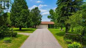 2950 17TH SIDE ROAD | King Ontario | Slide Image Three