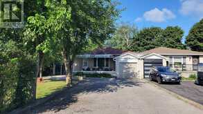 2 ROBINSON STREET | Markham Ontario | Slide Image Two