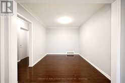 2 ROBINSON STREET | Markham Ontario | Slide Image Sixteen