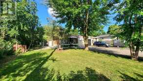 2 ROBINSON STREET | Markham Ontario | Slide Image Five