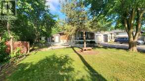 2 ROBINSON STREET | Markham Ontario | Slide Image Six