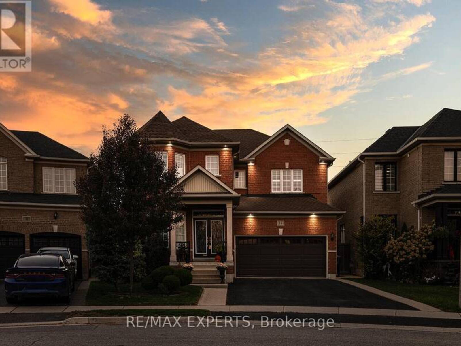 34 LAURENTIDE CRESCENT, Brampton, Ontario L6P 1Y4