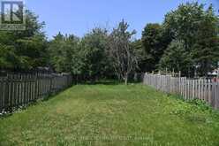 22 WHITE HEATHER BOULEVARD | Toronto Ontario | Slide Image Three