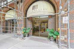 1705 - 25 GRENVILLE STREET | Toronto Ontario | Slide Image Two