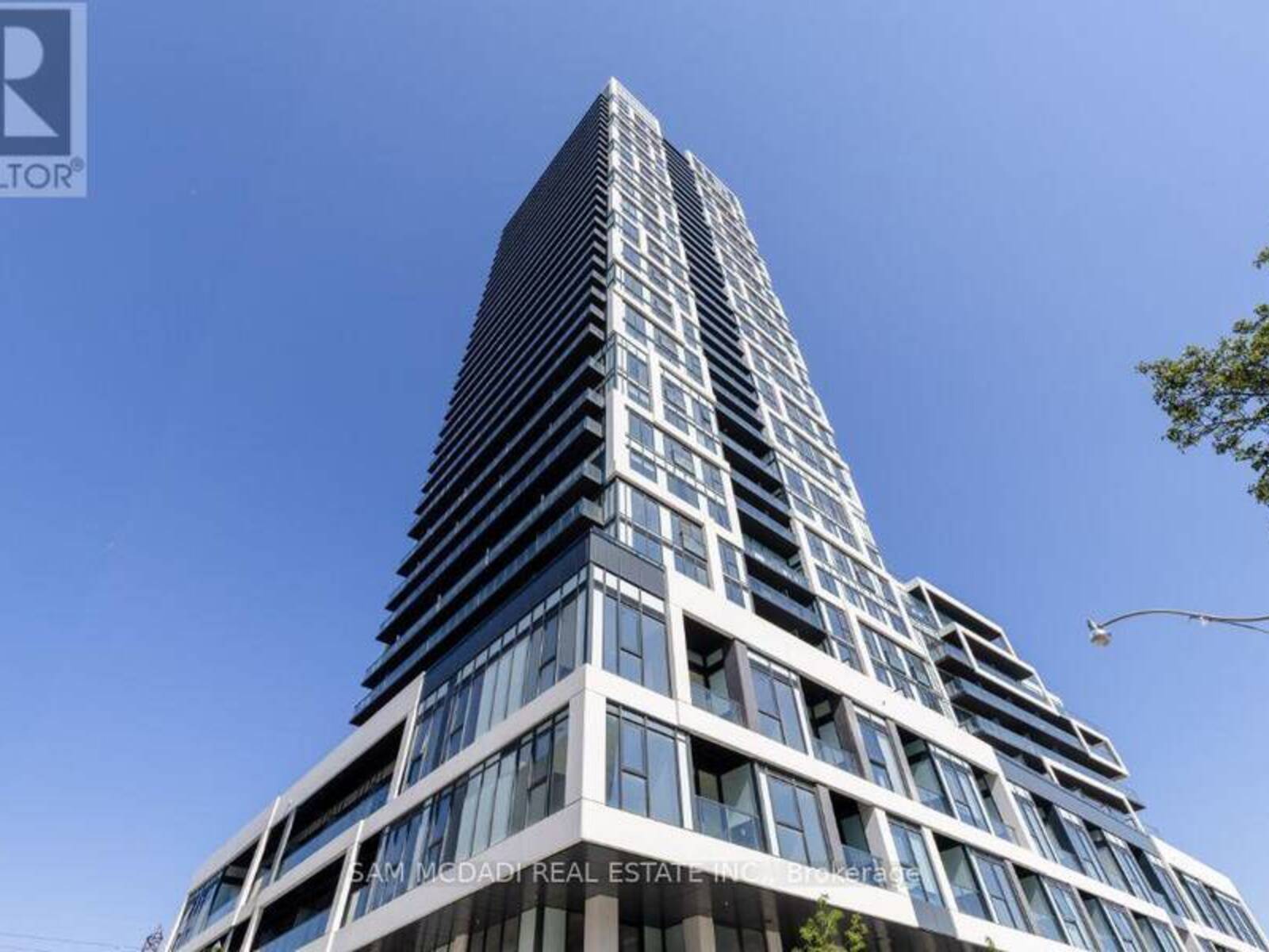 801 - 5 DEFRIES STREET, Toronto, Ontario M5A 0W7