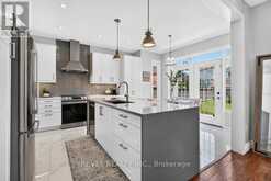 3201 MUNSON CRESCENT | Burlington Ontario | Slide Image Sixteen