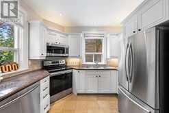 202 DINNICK CRESCENT | Toronto Ontario | Slide Image Thirteen