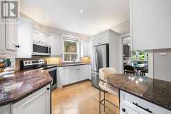 202 DINNICK CRESCENT | Toronto Ontario | Slide Image Fifteen