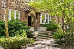 202 DINNICK CRESCENT | Toronto Ontario | Slide Image Two