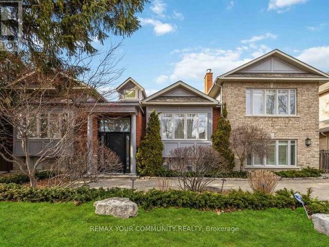 48 MAY AVENUE Richmond Hill Ontario, L4C 3S6 - 5 Bedrooms Home For Sale