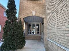 137 PRESSED BRICK DRIVE Brampton Ontario, L6V 4K5