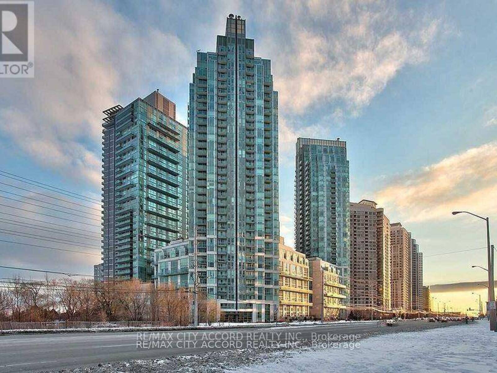 1801 - 220 BURNHAMTHORPE ROAD W, Mississauga, Ontario L5B 4N4
