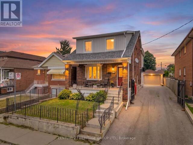 33 SANDERSTEAD AVENUE Toronto Ontario, M6E 4X6 - 5 Bedrooms Home For Sale